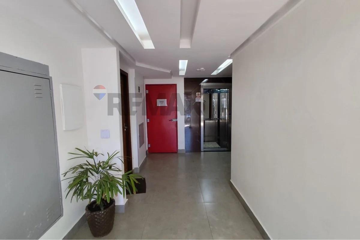 Apartamento à Venda com 2 Quartos, Elevador e Garagem no Riacho Fundo II – DF - foto 3