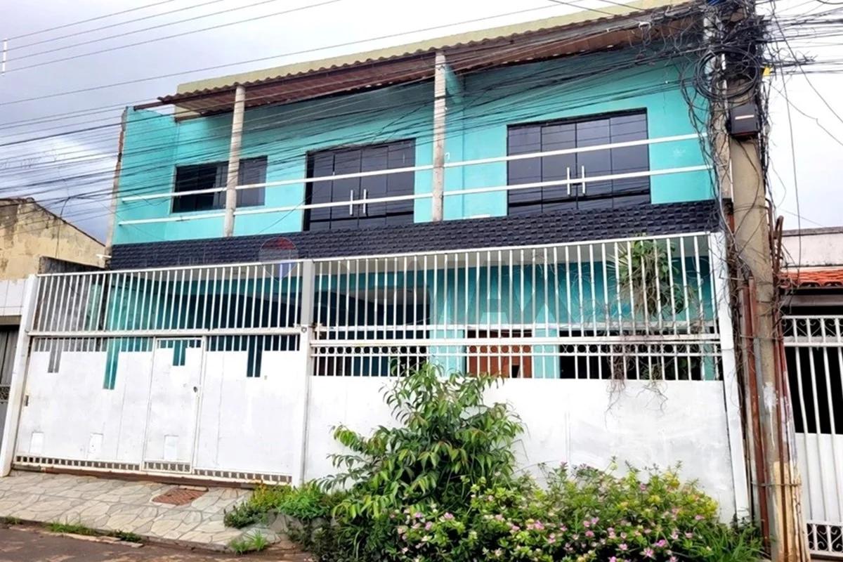 Sobrado - 4 Quartos - Aceita Permuta – Ceilândia Sul - QNP 26 - Ceilândia - foto 4