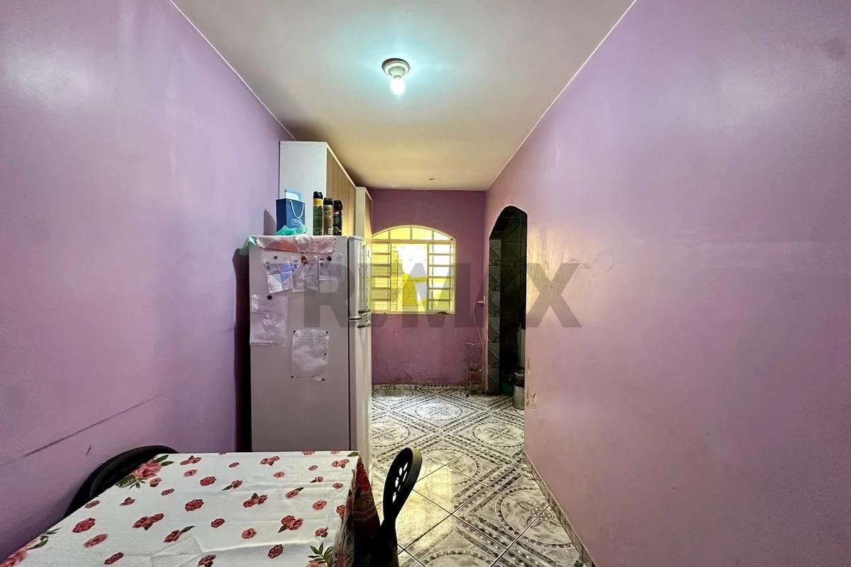 Casa Quadra 307, Recanto das Emas, 150m², 3 quartos com suíte e 4 vagas, aceita financiamento - foto 13