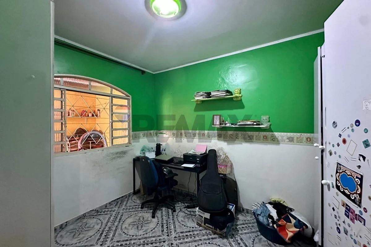 Casa Quadra 307, Recanto das Emas, 150m², 3 quartos com suíte e 4 vagas, aceita financiamento - foto 20