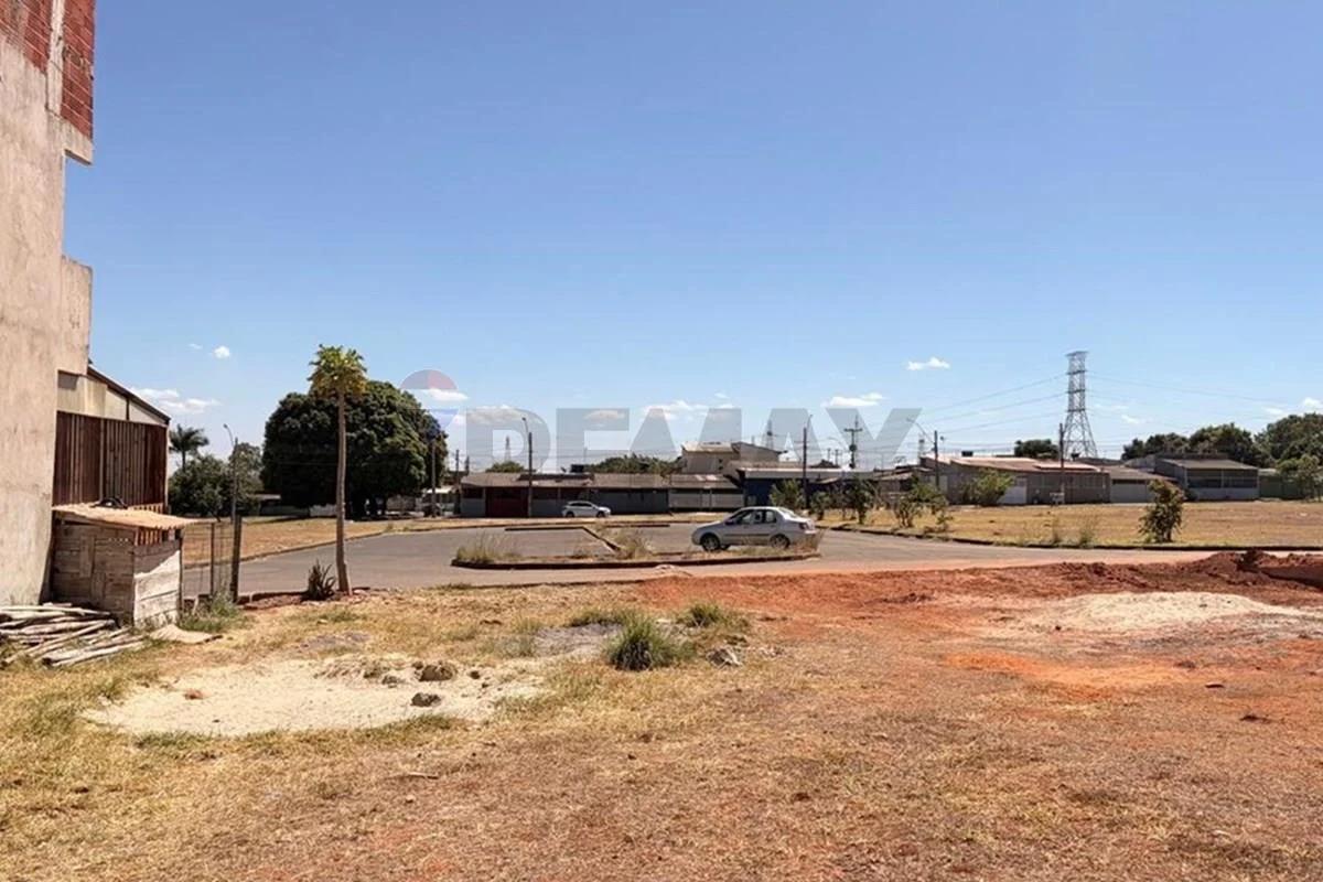 Terreno - 100 m² - Potencial Construtivo 300 m² – Samambaia Sul - QS 127 - Samambaia - foto 4
