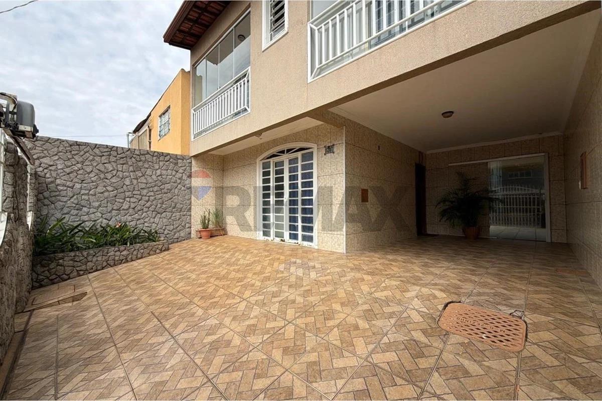 Sobrado - 4 Quartos - Área Gourmet - Samambaia Norte - QR 404 - Brasília - foto 8