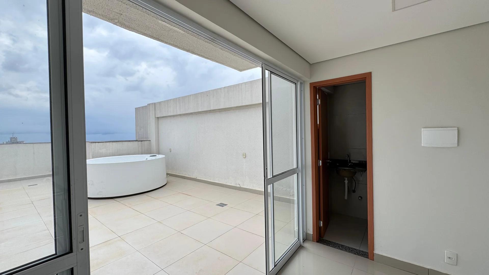 Cobertura Duplex 3 Quartos no Le Grand Vista, Samambaia Norte/DF | Terraço com Hidro e Vista Única!