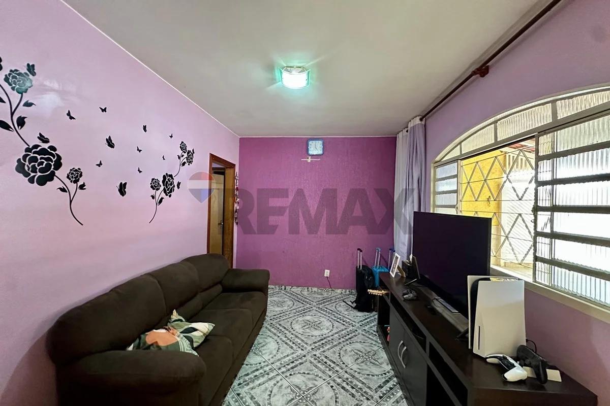 Casa Quadra 307, Recanto das Emas, 150m², 3 quartos com suíte e 4 vagas, aceita financiamento - foto 7