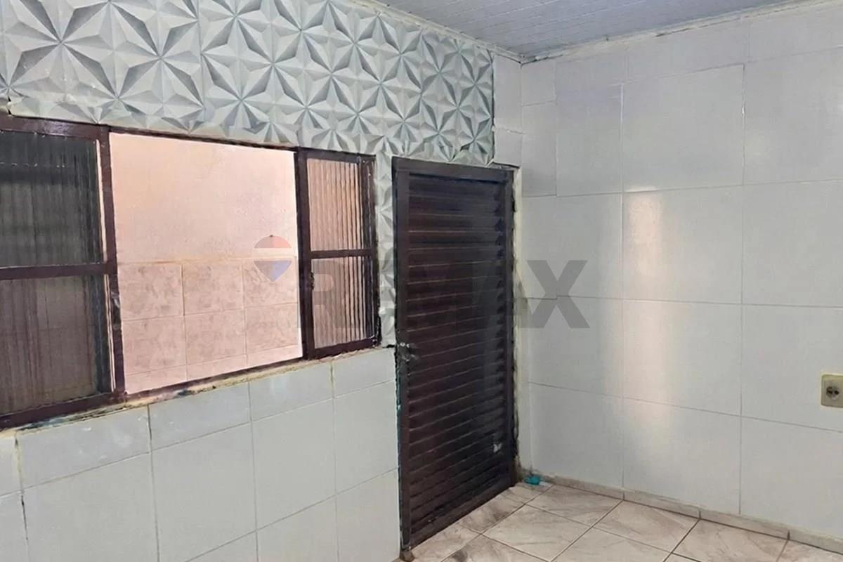 Vendo Casa 2 Quartos no Recanto das Emas Quadra 405 - foto 11