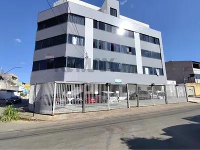 Apartamento -  2 Quartos - Elevador e Garagem - no Riacho Fundo II – QN8A